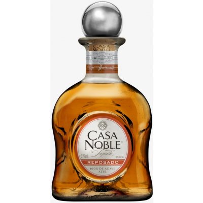 Casa NOBLE Reposado 40% 0,7 l (holá láhev) – Hledejceny.cz