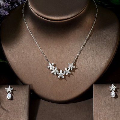 Éternelle souprava šperků Swarovski Elements Jasmine SET-N-1424 Bílá/čirá – Zboží Dáma