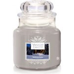 Yankee Candle Candlelit Cabin 411 g – Hledejceny.cz