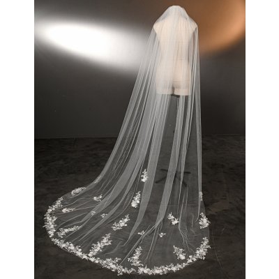 EvaMária | Závoj s krajkou – Zboží Mobilmania