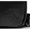 Taška  Calvin Klein Jeans Brašna Ultralight Reporter18 W/Pkt Pu K50K511489 Černá 00