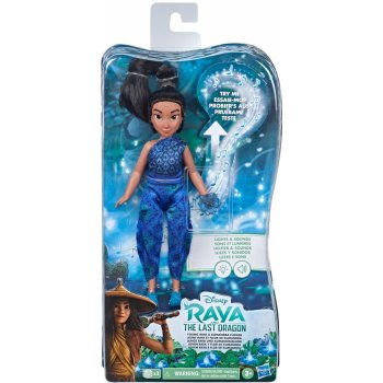 Hasbro Disney Young Raya a květ Kumandry