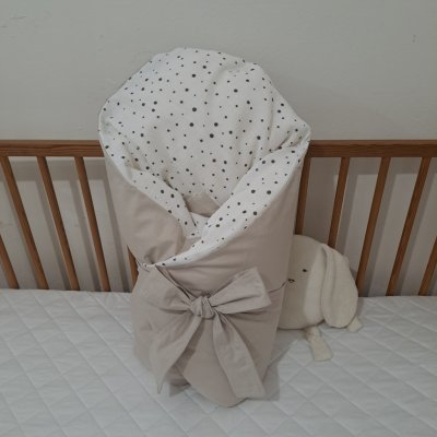 Pro útulný domov Povlak na péřovou zavinovačku Puntík s béžovou – Sleviste.cz