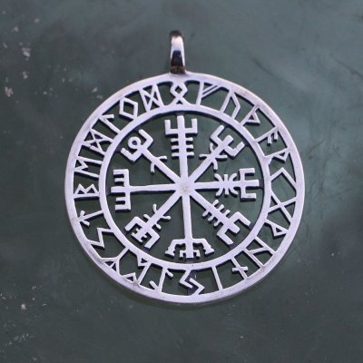 Drakkaria VEGVISIR kompas islandská runa Přívěšek stříbro velký P3528 – Zboží Dáma