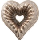 Nordic Ware forma bábovka srdce karamelová 2,4 l