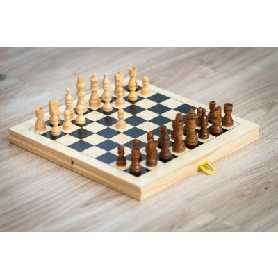 Šachy ECO dřevěné – Zboží Mobilmania