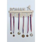 MAJADESIGN Věšák na medaile se jménem Volejbal Přírodní dřevo – Hledejceny.cz