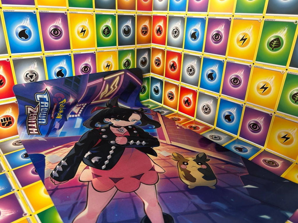 Ultra Pro Pokémon TCG Marnie & Morpeko podložka