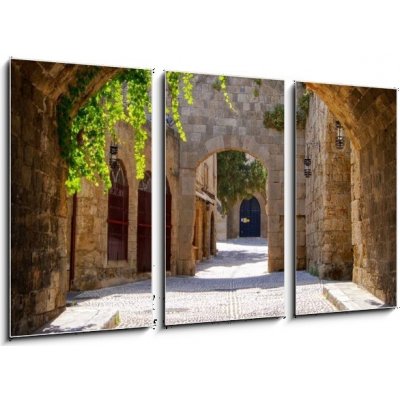 Obraz 3D třídílný - 90 x 50 cm - Medieval arched street in the old town of Rhodes, Greece Středověká oblouková ulice ve starém městě Rhodos v Řecku – Zboží Mobilmania