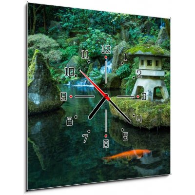 Obraz s hodinami 1D - 50 x 50 cm - A Lantern and Waterfall in the Portland Japanese Garden Lucerna a vodopád v japonské zahradě v Portlandu – Zboží Mobilmania