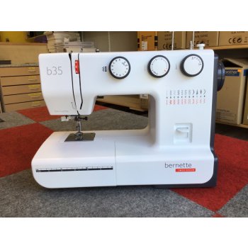 Bernina Bernette 35