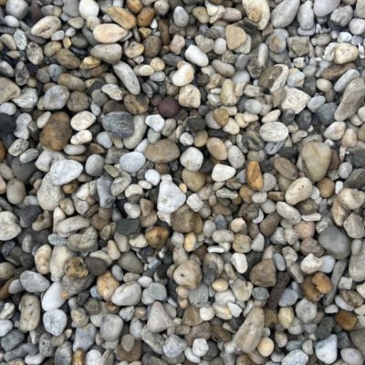 Báča Beton Okrasné kamenivo oblázky říční (kačírek) Frakce: 16-22 mm, Balení: Bigbag 1,5 t – Hledejceny.cz