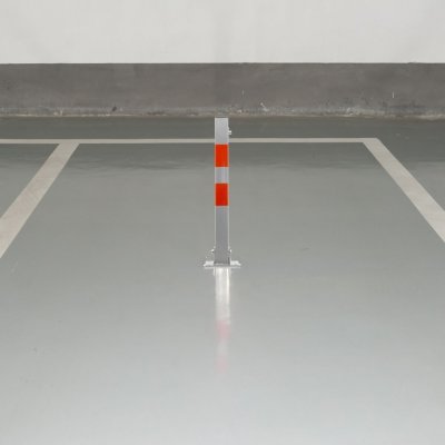 Parkovací zábrana typ I zamykací sloup 6 x 65 x 6 cm – Zboží Mobilmania