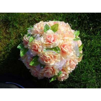 Kytice na auto - meruňkovo-růžové růže – Zboží Dáma