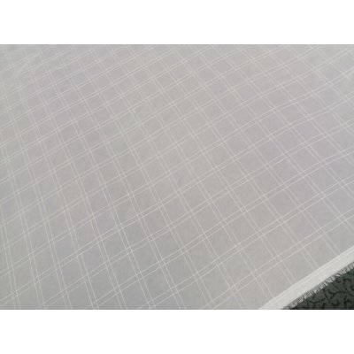 Voálová záclona bílá káro se smetanovou nitkou 300 cm – Hledejceny.cz