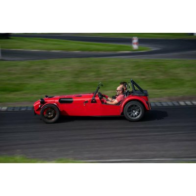 Caterham na Masarykově okruhu, 1 osoba, 2 kola – Hledejceny.cz