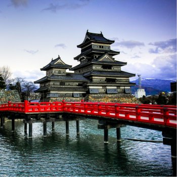 Coloriqa fototapeta Matsumoto Castle Japonsko 1376 Materiál: Vinyl Premium, Rozměr: 208 x 146 cm L