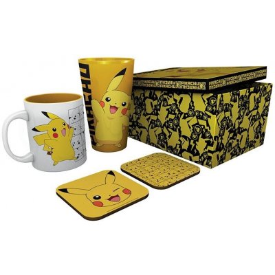 Darčekový set Pokémon - Pikachu: Keramický hrnček - pohár- 2 tácky – Zboží Mobilmania