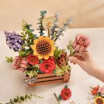 ROBOTIME Rowood 3D dřevěné puzzle Truhlík s květinami 658 ks – Zboží Dáma