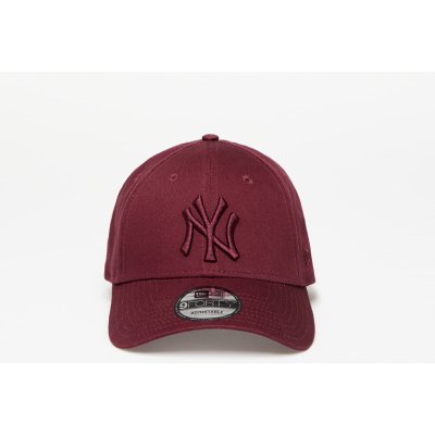 New Era 940 League Essential Trucker NY vínová / černá