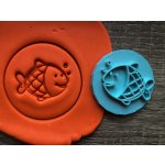 TVOŘÍTKO Kapřík I - razítko Rozměr: 8 cm, + Vykrajovátko: Ano – Zboží Mobilmania