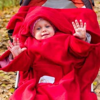 Baby Gadgets Deka s rukávy Baby Wrapi Active červená