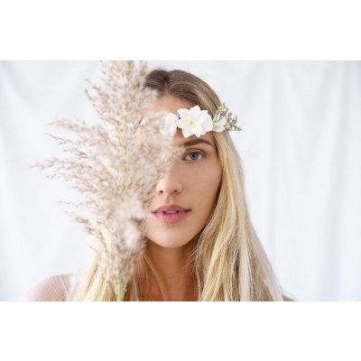 PartyDeco Boho květinový věneček bílý ratanový - pro nevěsty a družičky – Zboží Dáma