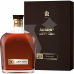 Ararat 20y 40% 0,7 l (karton) – Hledejceny.cz