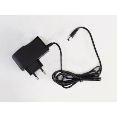 Adapter 9V DC / 0.85A / 5.5x2.1mm – Sleviste.cz