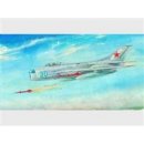 Trumpeter slepovací model Mikoyan Gurevich MIG 19pl Farmer E 1:48