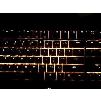 Razer BlackWidow Chroma v2 RZ03-02031600-R3M1CZ