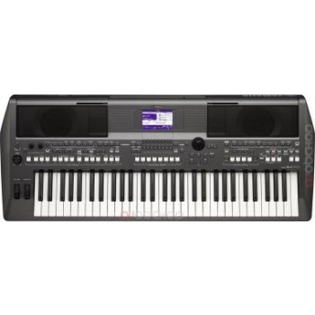 Yamaha PSR S670