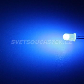 Hebei LED 5mm modrá 600mcd 70° difúzní 560LB7D