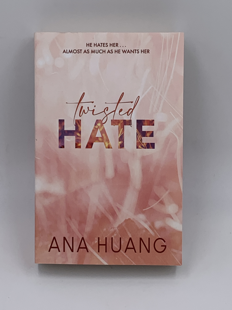 Twisted Hate - Huang Ana