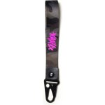 Šňůrka na krk PITCHA LOGO short camo pink – Sleviste.cz