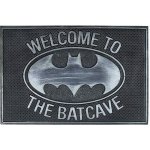 CurePink Gumová Batman Enter The Bacave (60 x 40 cm) šedá [GP85484] – Zboží Dáma