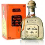 Patrón Reposado 40% 0,7 l (kazeta) – Sleviste.cz