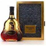 Hennessy XO limited edition by Frank Gehry 40% 0,7 l (holá láhev) – Sleviste.cz