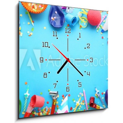 Obraz s hodinami 1D - 50 x 50 cm - Birthday party caps, blowers and candles on blue background Čepice k narozeninám, dmychadla a svíčky na modrém pozadí – Zbozi.Blesk.cz