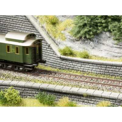 Noch H0 Tvrzená pěna horní zakončení zdi délka 98 mm 14236 – Hledejceny.cz