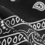 bandana šátek ČERNÁ BÍLÁ – Zboží Mobilmania