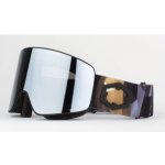 OUT OF Void – Zboží Dáma