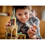 LEGO® Harry Potter™ 76401 Bradavické nádvoří: Siriusova záchrana – Zboží Mobilmania