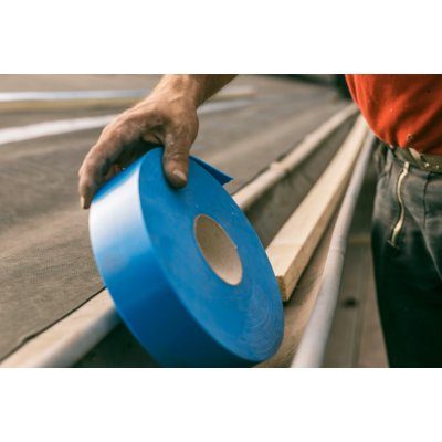 Dörken Delta SB 60 Pěnová těsnicí páska pod kontralatě 60 mm x 30 m – Sleviste.cz