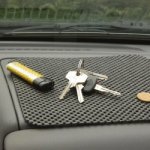 CARPOINT Podložka protiskluzová na palubní desku – Zboží Živě