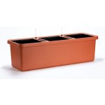 Truhlík samozavlažovací BERBERIS TRiO terakota 117 cm – HobbyKompas.cz