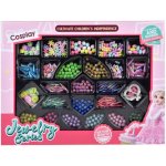 Korálky barevné navlékací s provázky a přívěsky na výrobu dětské bižuterie – Sleviste.cz