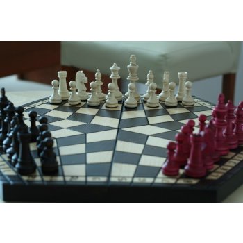 Šachy pro tři hráče – velké