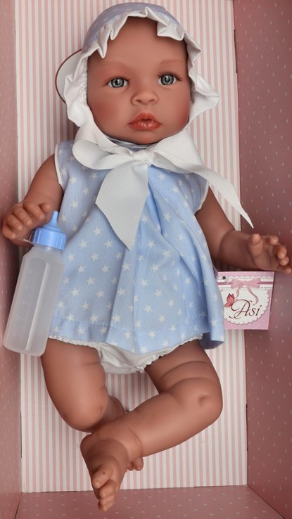 ASIVIL Realistické miminko Lea v modrých šatech s bílými hvězdičkami
