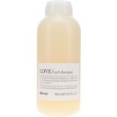 Davines Essential Haircare Love Curl šampon pro vlnité a kudrnaté vlasy 250 ml